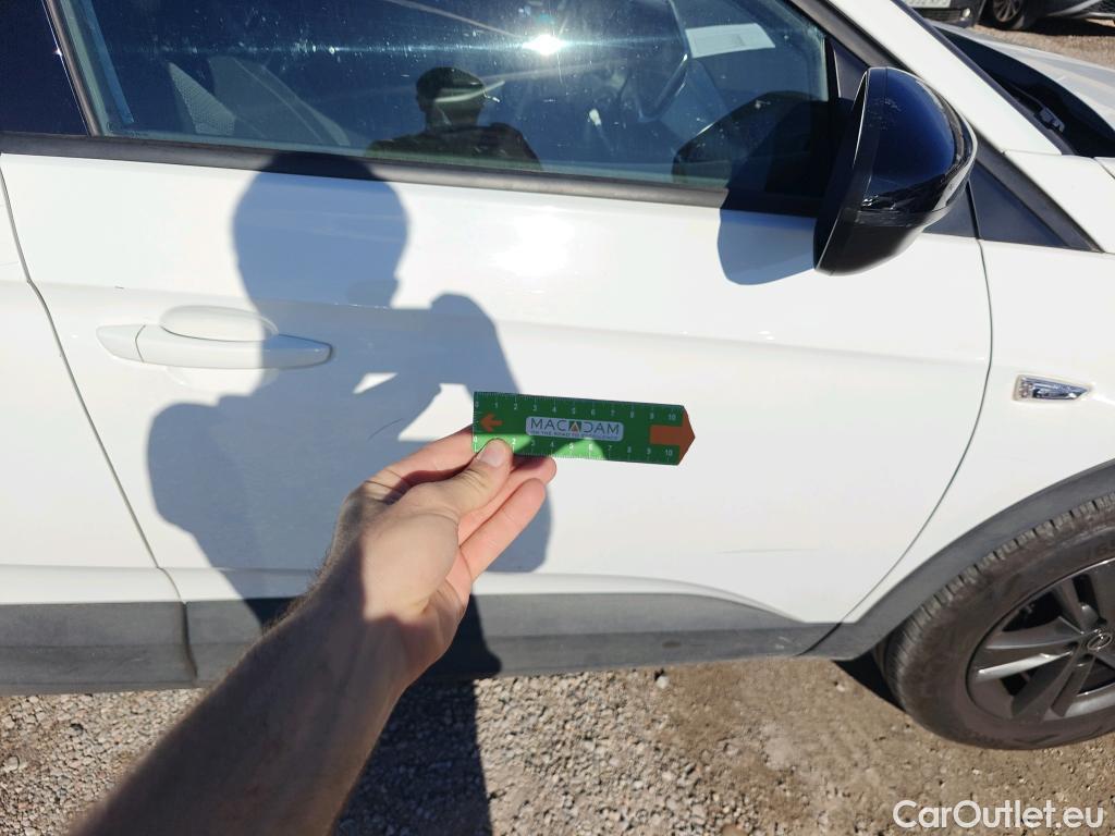  Opel   Grandland X OPEL Grandland / 2021 / 5P / todoterreno 1.5 CDTi Business Edition Auto #16