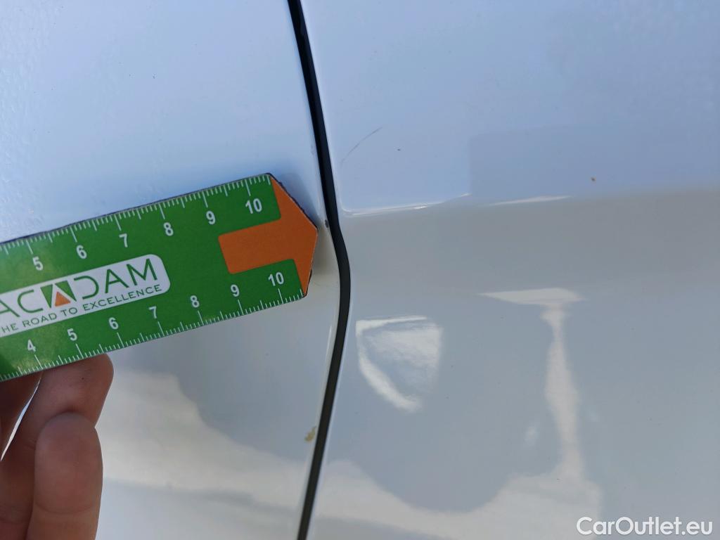  Opel   Grandland X OPEL Grandland / 2021 / 5P / todoterreno 1.5 CDTi Business Edition Auto #12