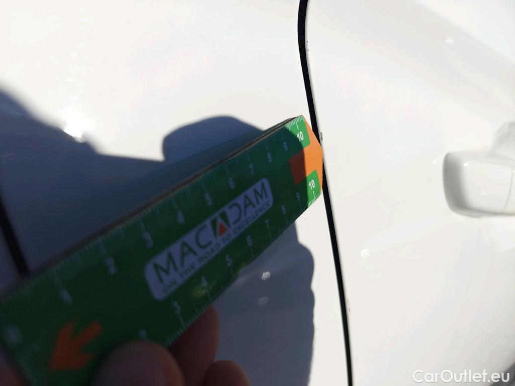  Opel   Grandland X OPEL Grandland / 2021 / 5P / todoterreno 1.5 CDTi Business Edition Auto #3