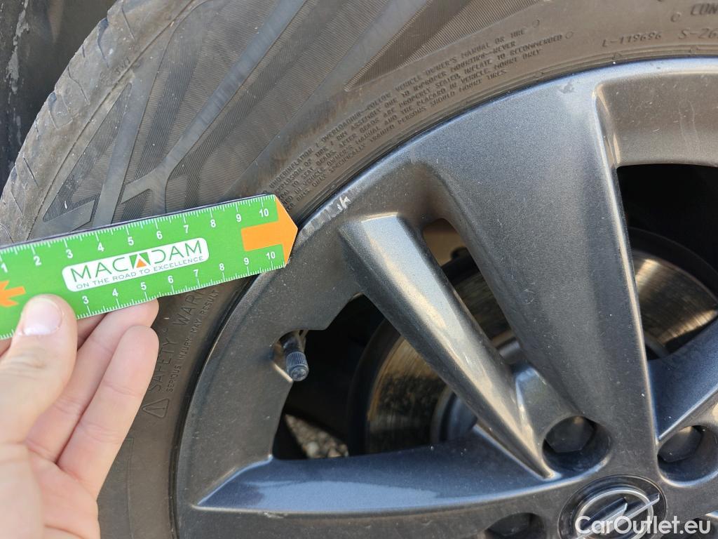  Opel   Grandland X OPEL Grandland / 2021 / 5P / todoterreno 1.5 CDTi Business Edition Auto #24