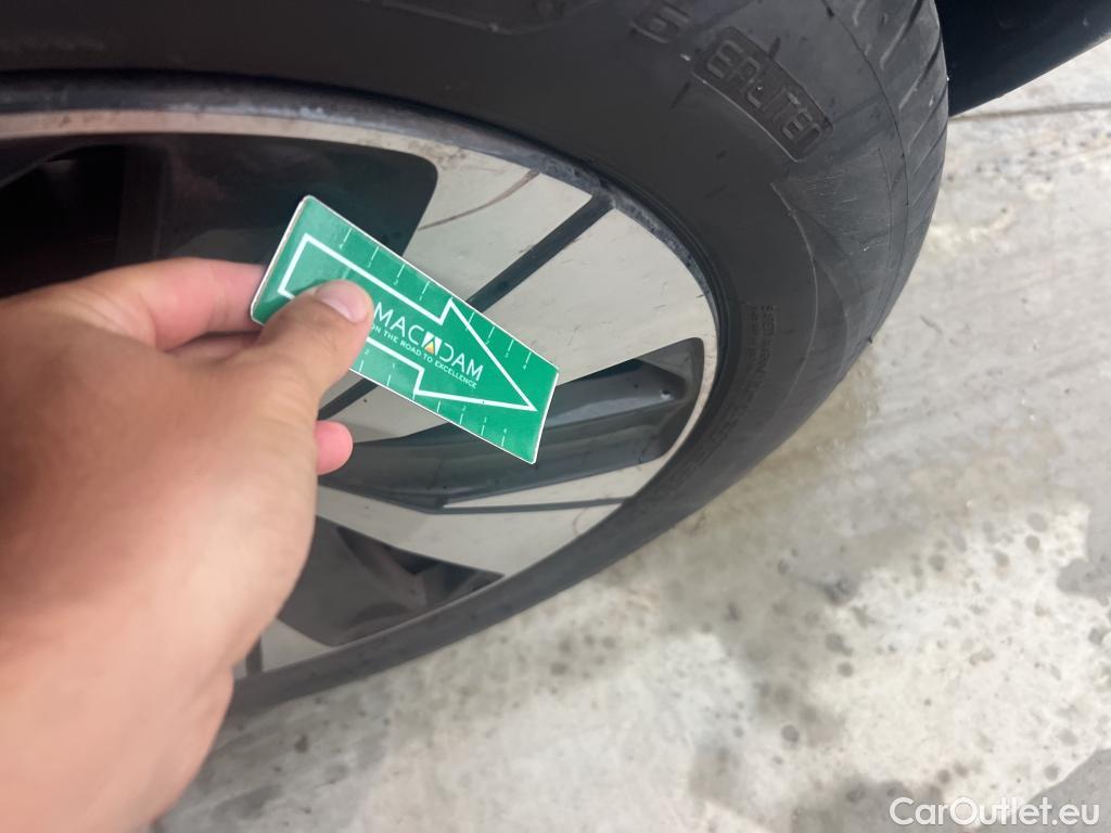  Volvo  XC 40 VOLVO XC40 / 2017 / 5P / todoterreno 1.5 T4 Twin Recharge Inscription Ex Auto #6