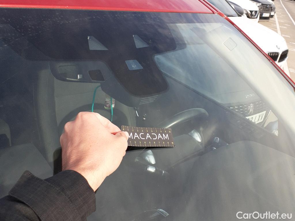  Land Rover  Discovery LAND ROVER  Sport / 2019 / 5P / todoterreno 2.0D I4- 150 PS AWD MHEV AT Standard #1