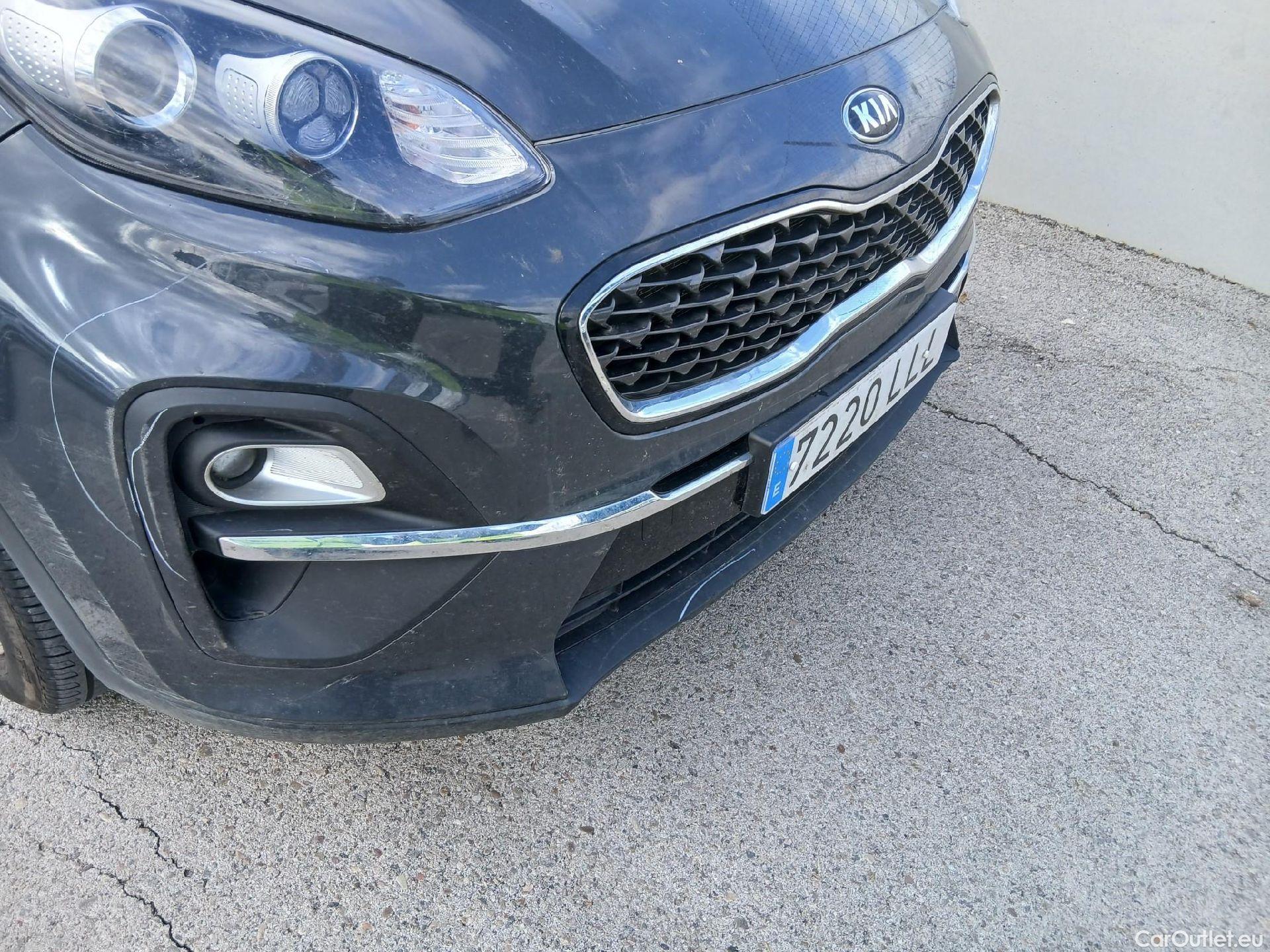  KIA  Sportage KIA  1.6MHEV Drive 100kW(136CV) 4x2(Crist Tintados) #16