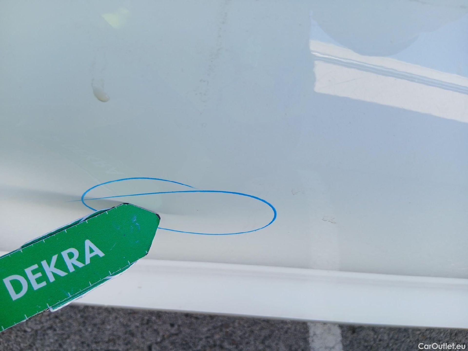  Ford  Kuga FORD  / 2019 / 5P / todoterreno Titanium 2.0 EcoBlue MHEV 110kW (150CV) #15