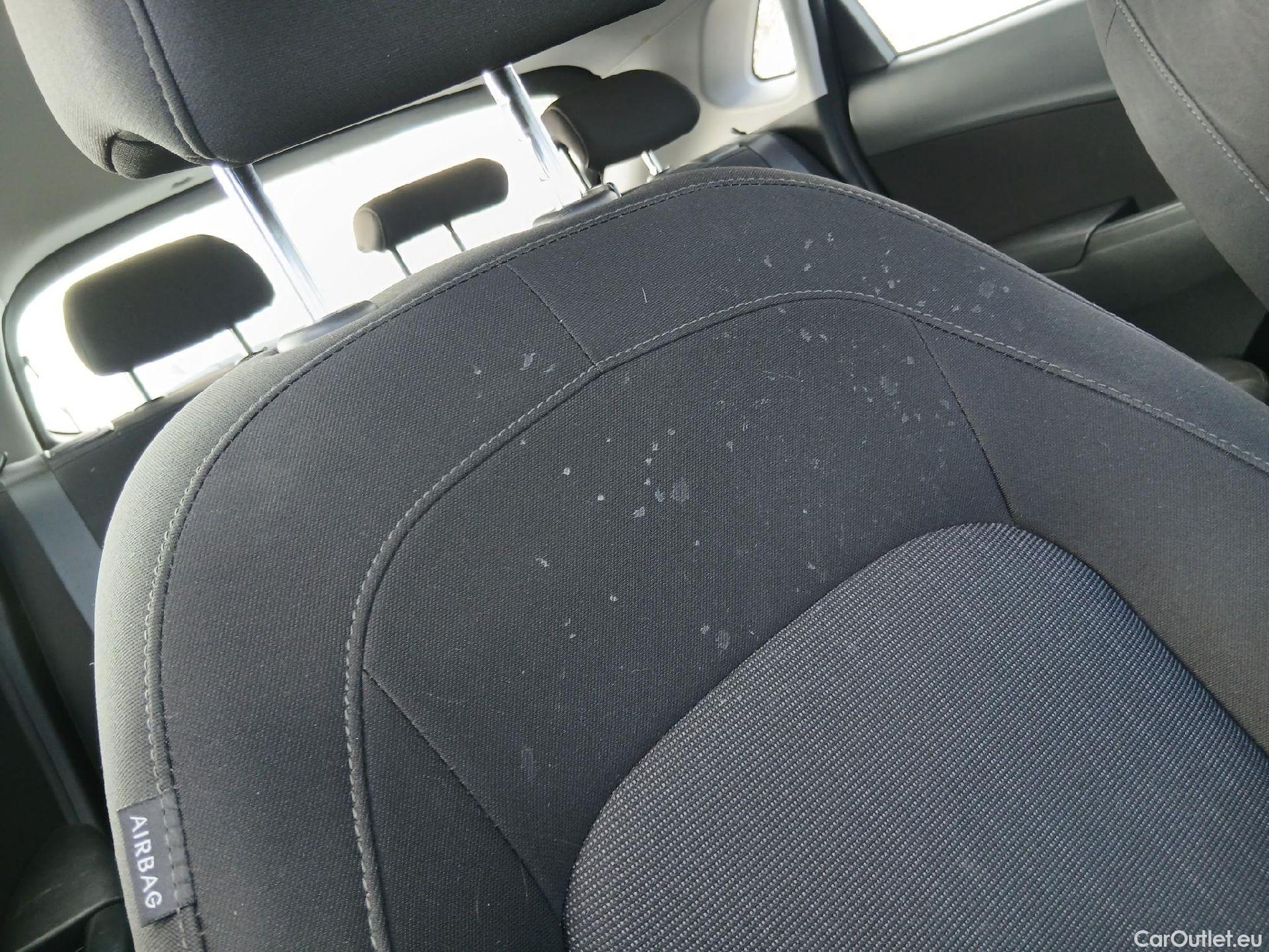  Hyundai  Konna HYUNDAI Kona / 2020 / 5P / todoterreno 1.6 CRDI 100kW (136CV) 48V Maxx 4X2 #28