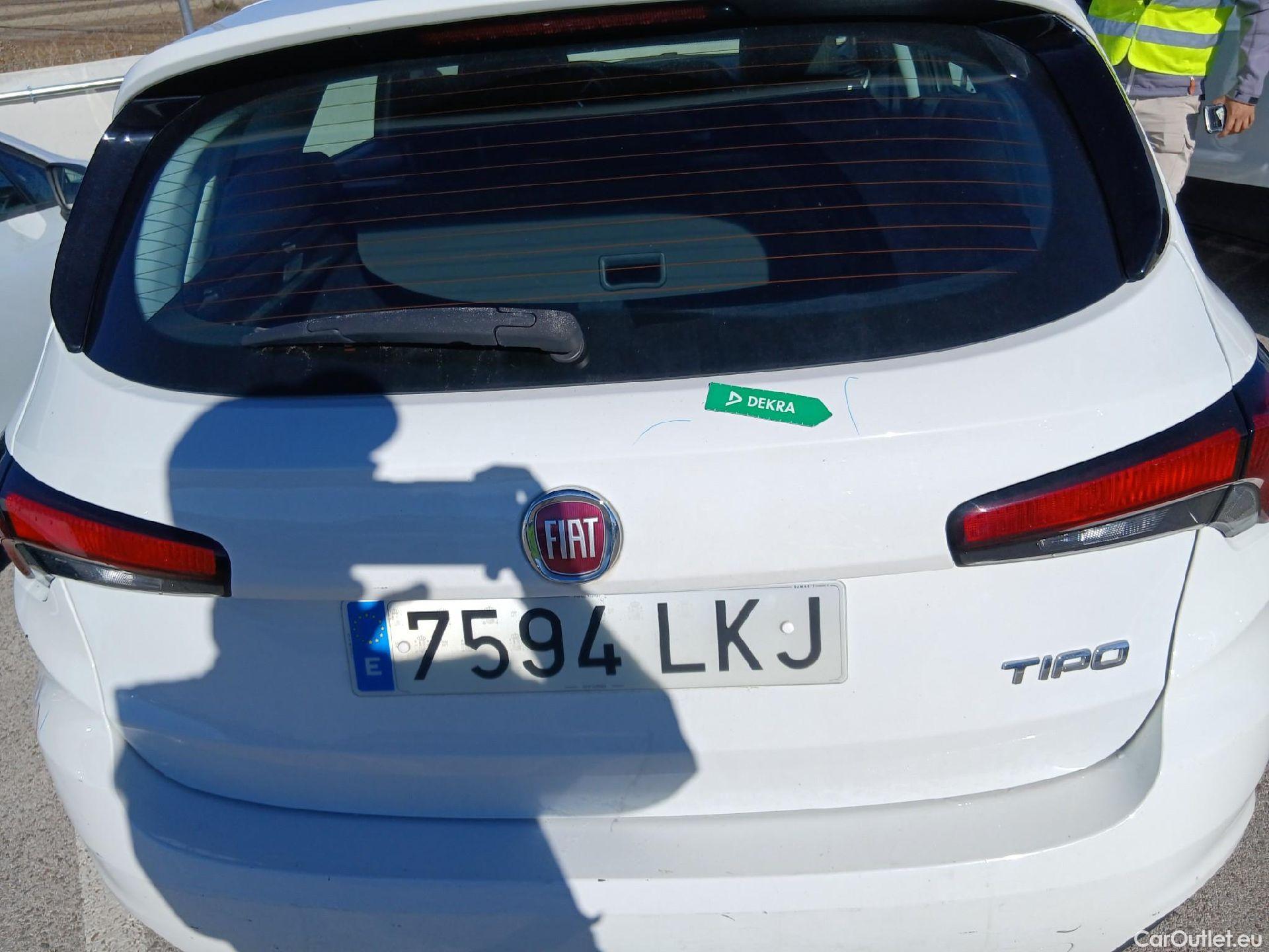  Fiat  Tipo FIAT  / 2015 / 5P / familiar SW 1.6 Multijet 88kW (120CV) Business #31