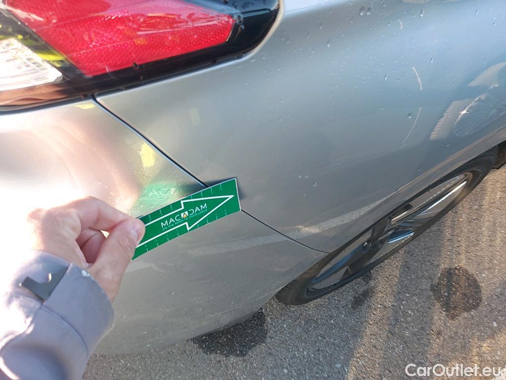  Hyundai   Ioniq HYUNDAI / 2019 / 5P / berlina con portón 1.6 GDI HEV Tecno DCT #2