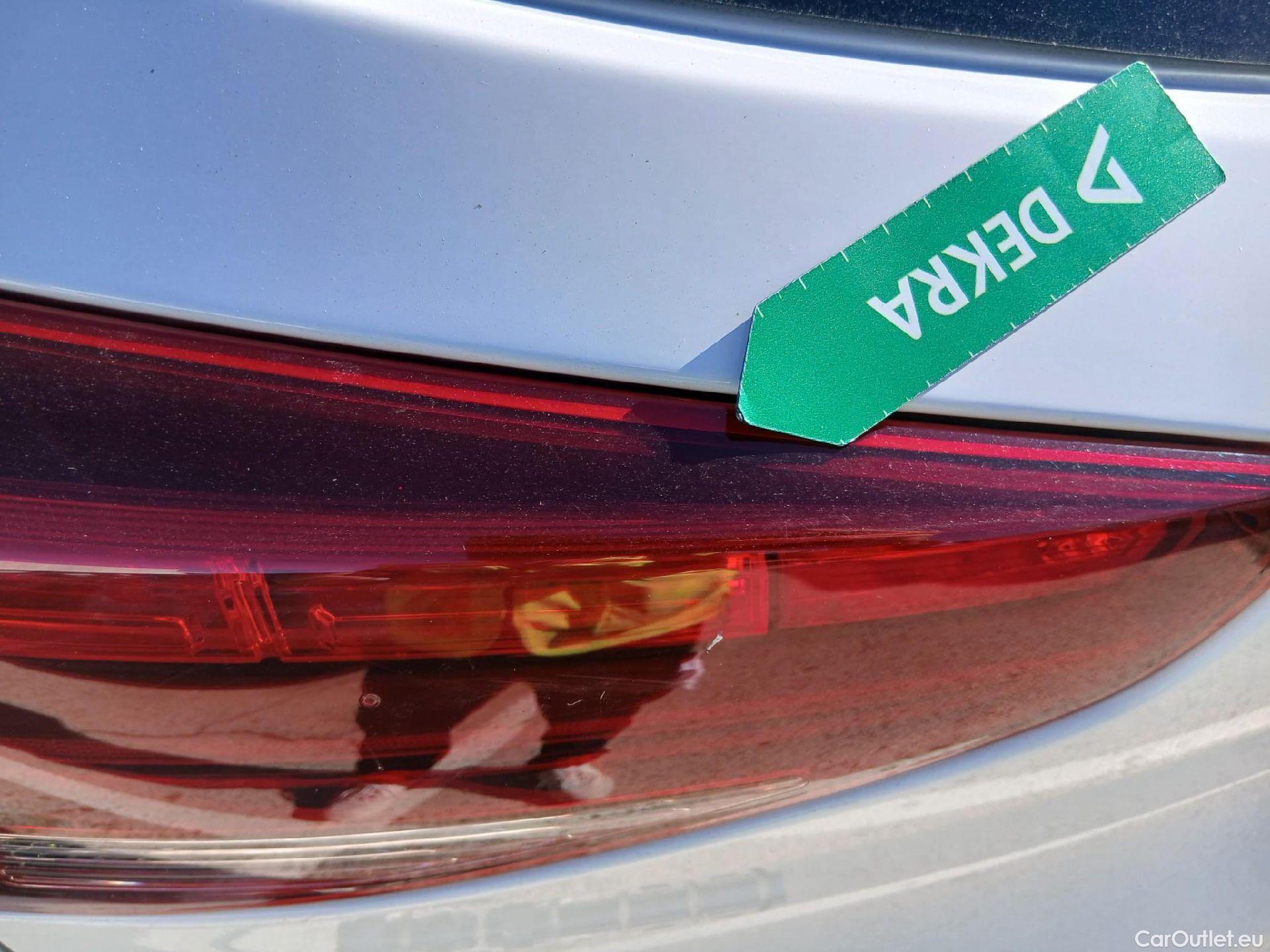  Hyundai  Tucson HYUNDAI  / 2018 / 5P / todoterreno 1.6 CRDI 85kW (116CV) 48V SLE 4X2(SP)(SL) #25