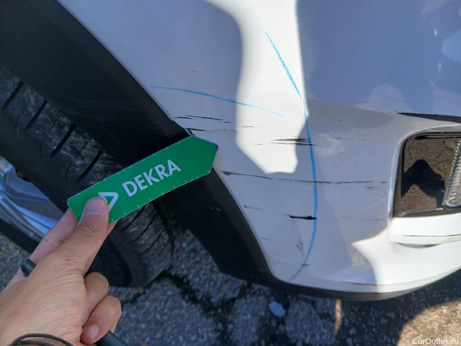  Hyundai  Tucson HYUNDAI  / 2018 / 5P / todoterreno 1.6 CRDI 85kW (116CV) 48V SLE 4X2(SP)(SL) #2