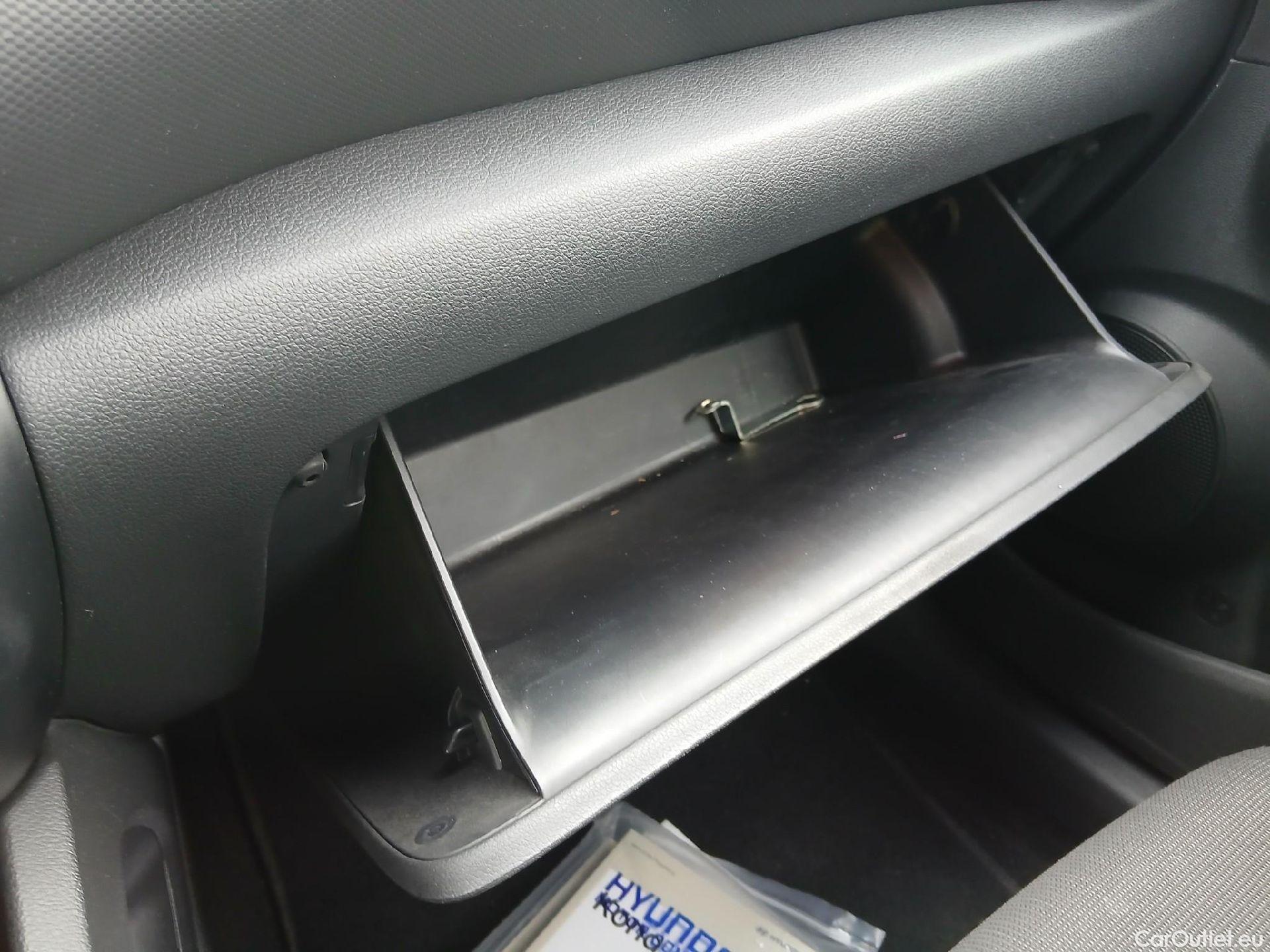  Hyundai  Konna HYUNDAI Kona / 2020 / 5P / todoterreno 1.6 CRDI 100kW (136CV) 48V Maxx 4X2 #1