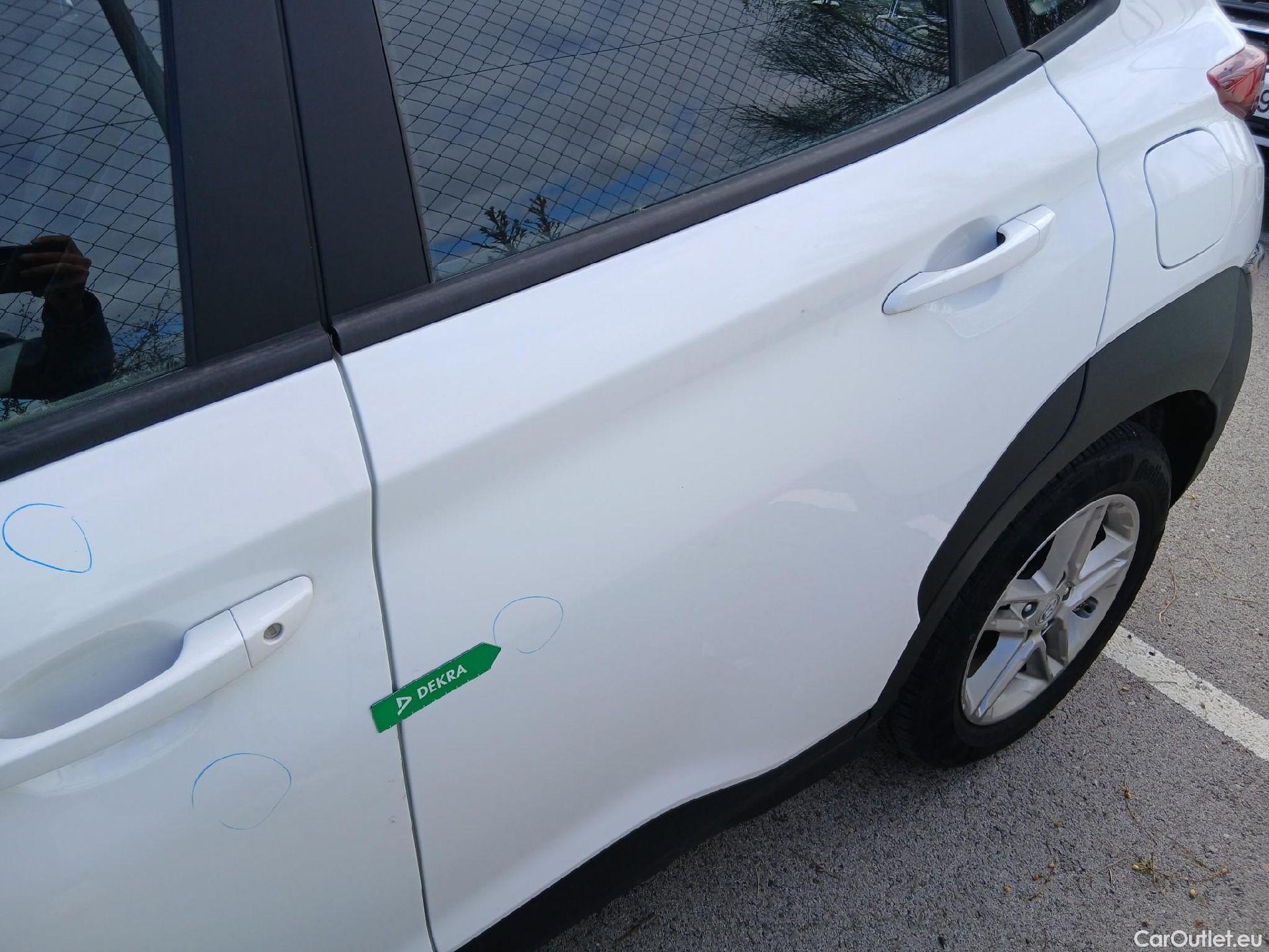  Hyundai  Konna HYUNDAI Kona / 2020 / 5P / todoterreno 1.6 CRDI 100kW (136CV) 48V Maxx 4X2 #21