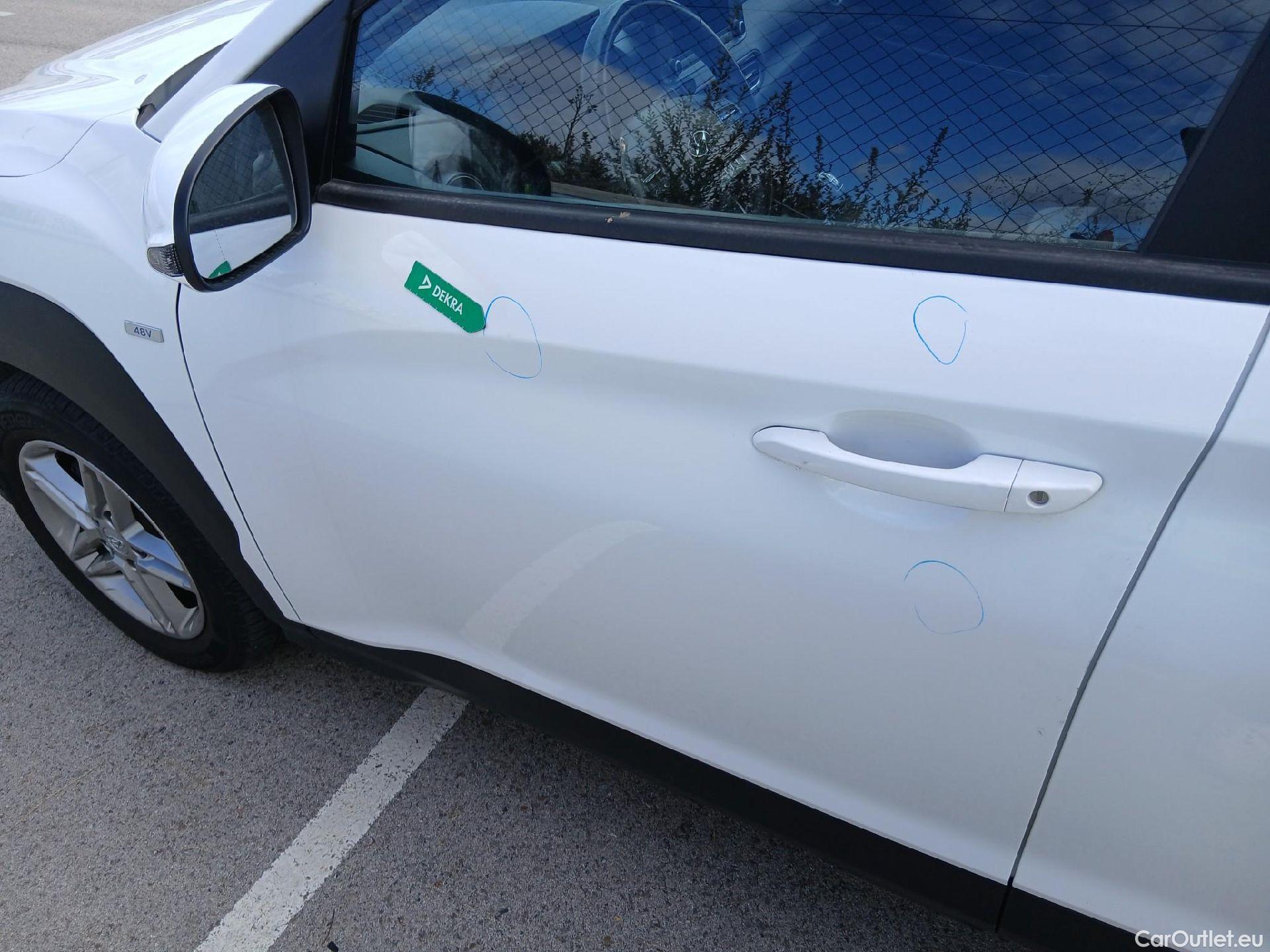  Hyundai  Konna HYUNDAI Kona / 2020 / 5P / todoterreno 1.6 CRDI 100kW (136CV) 48V Maxx 4X2 #16