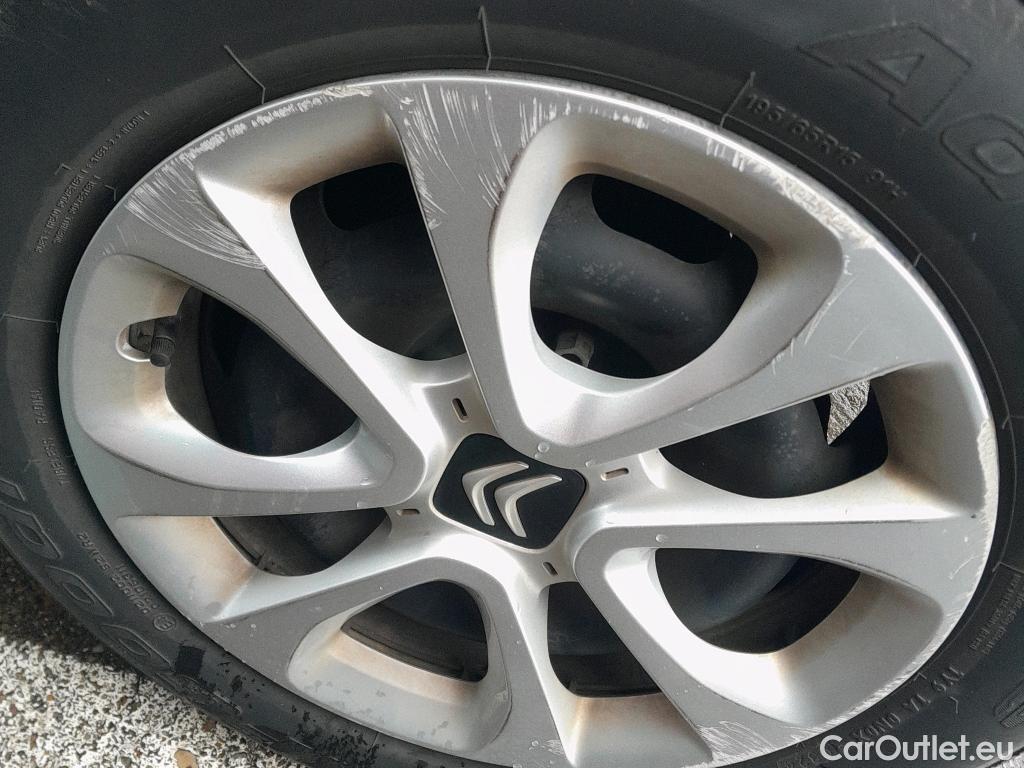  Citroen  C3 CITROEN  / 2016 / 5P / berlina con portón BlueHDi 73KW (100CV) S&S FEEL #18