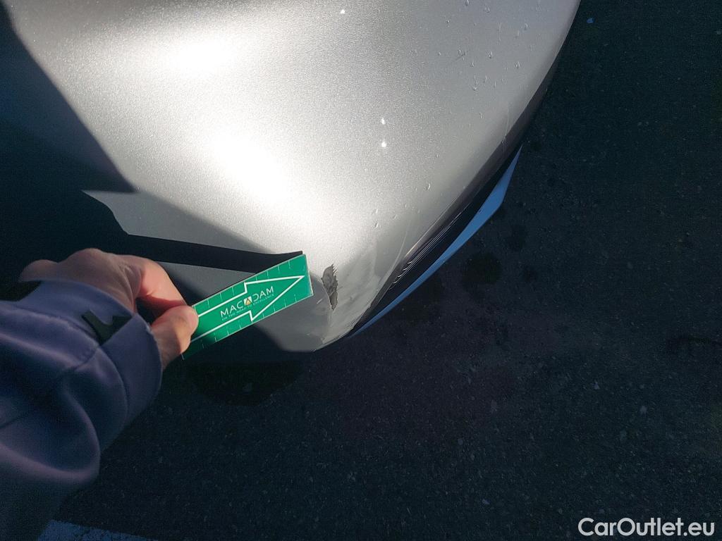  Hyundai   Ioniq HYUNDAI / 2019 / 5P / berlina con portón 1.6 GDI HEV Tecno DCT #10