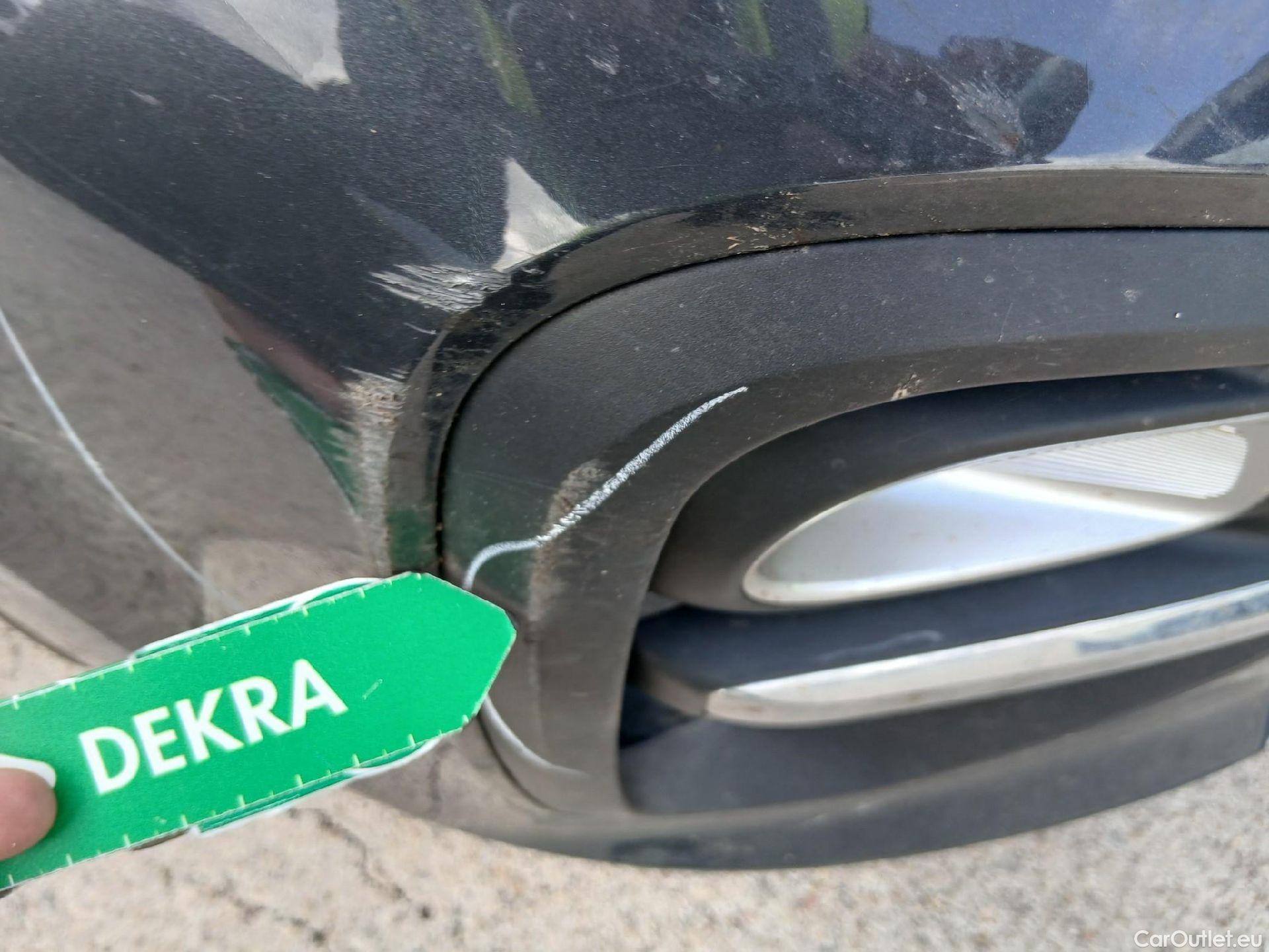  KIA  Sportage KIA  1.6MHEV Drive 100kW(136CV) 4x2(Crist Tintados) #13