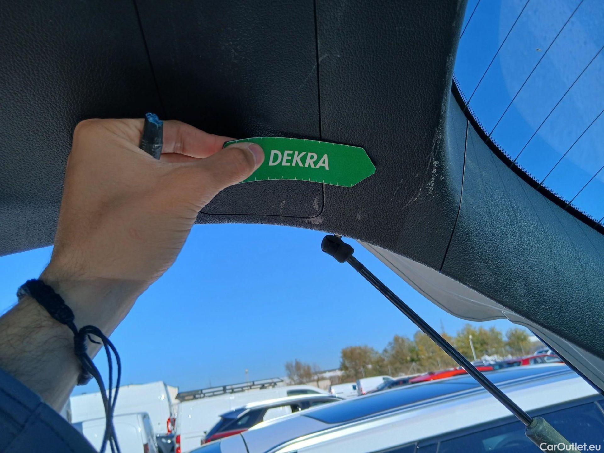  Hyundai  Tucson HYUNDAI  / 2018 / 5P / todoterreno 1.6 CRDI 85kW (116CV) 48V SLE 4X2(SP)(SL) #38