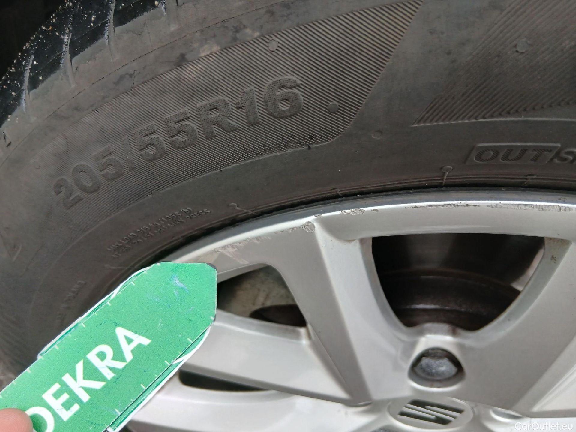  Land Rover  Discovery SEAT Nuevo León / 2020 / 5P / berlina con portón 2.0 TDI 85kW S&S Style Go(SP) #13