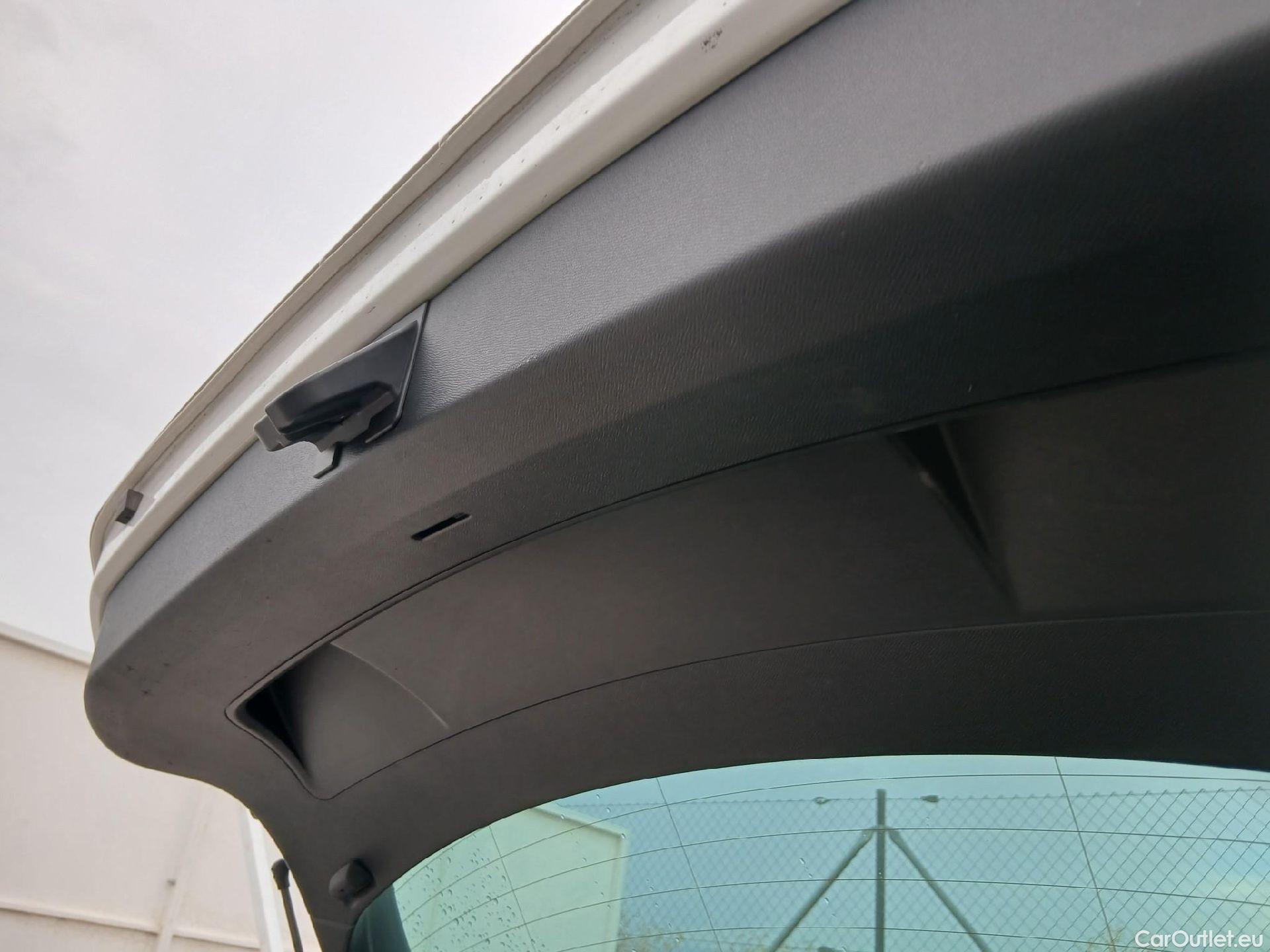  Land Rover  Discovery SEAT Nuevo León / 2020 / 5P / berlina con portón 2.0 TDI 85kW S&S Style Go(SP) #7