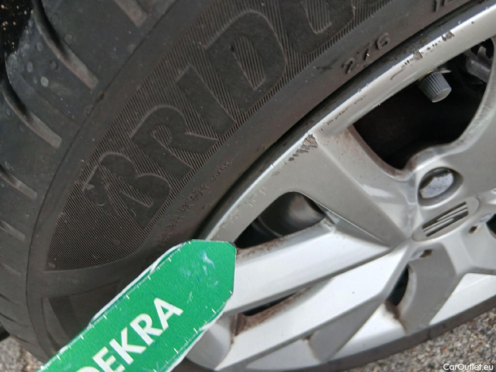  Land Rover  Discovery SEAT Nuevo León / 2020 / 5P / berlina con portón 2.0 TDI 85kW S&S Style Go(SP) #16