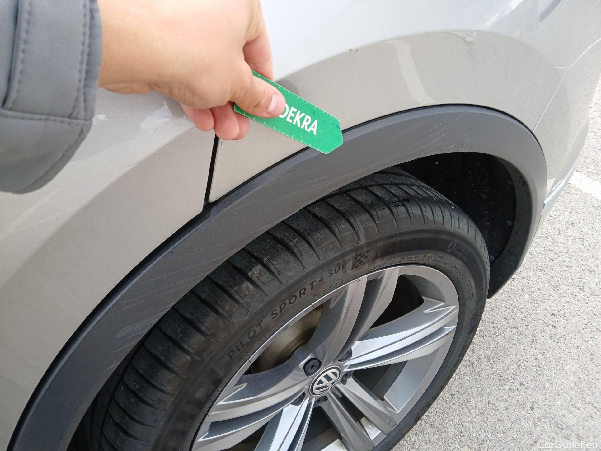  Volkswagen  Tiguan VOLKSWAGEN  / 2016 / 5P / todoterreno Advance 2.0 TDI 110kW (150CV) DSG #14