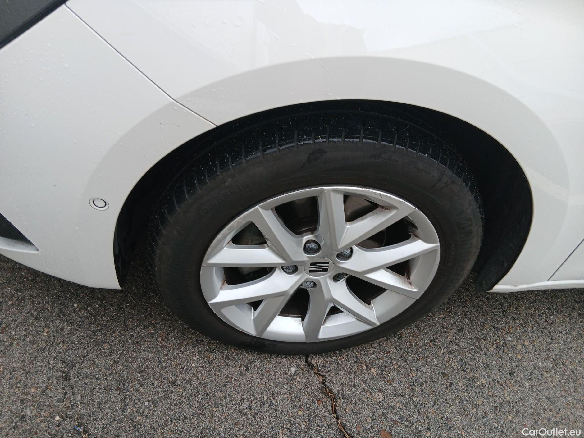  Land Rover  Discovery SEAT Nuevo León / 2020 / 5P / berlina con portón 2.0 TDI 85kW S&S Style Go(SP) #12