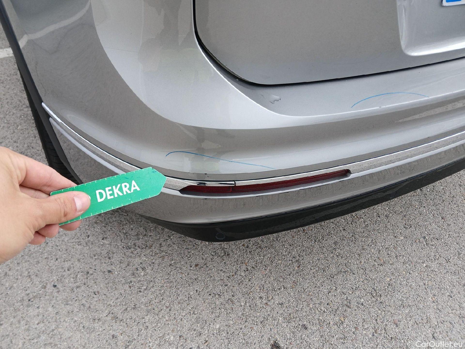  Volkswagen  Tiguan VOLKSWAGEN  / 2016 / 5P / todoterreno Advance 2.0 TDI 110kW (150CV) DSG #16