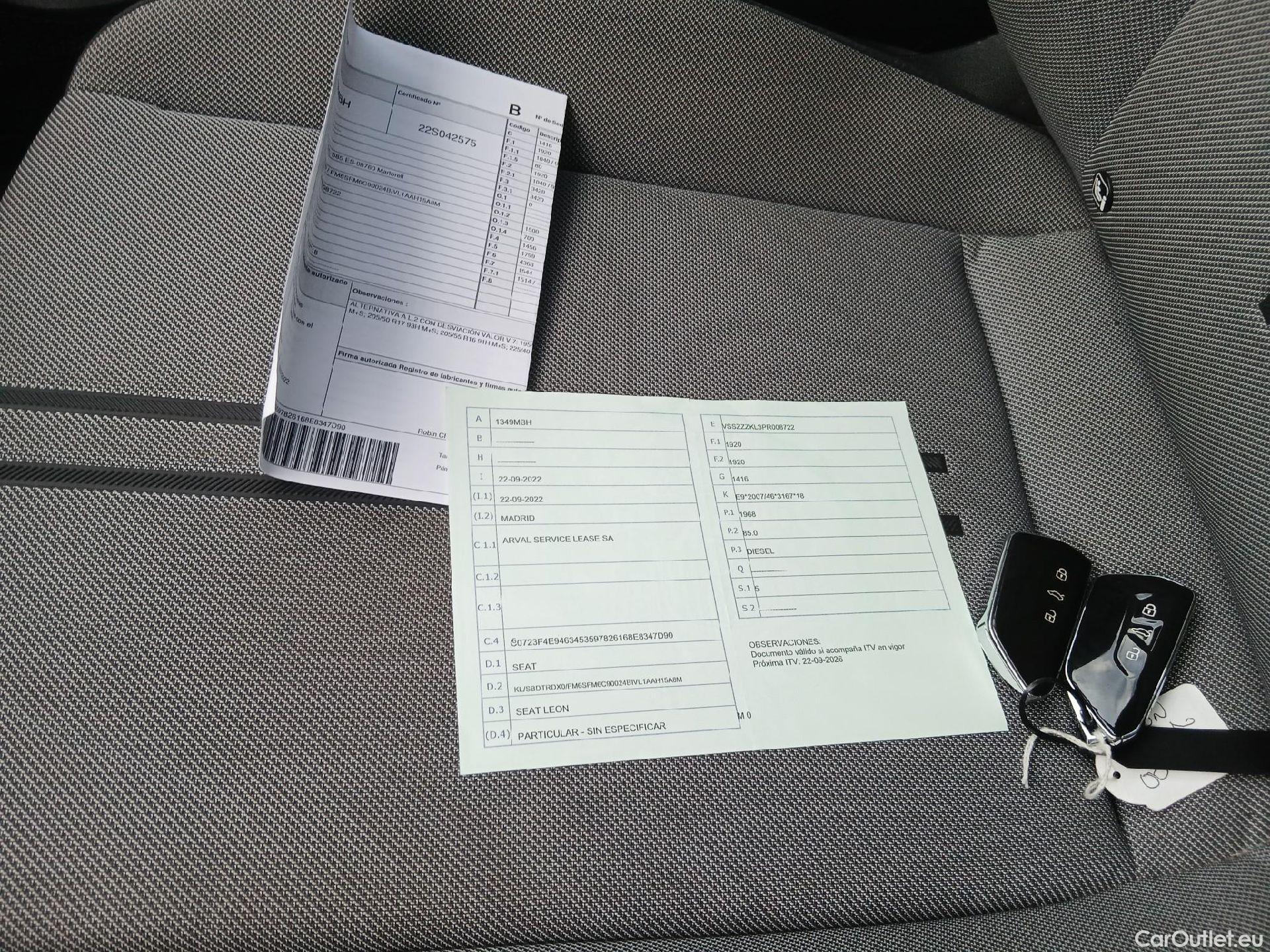  Land Rover  Discovery SEAT Nuevo León / 2020 / 5P / berlina con portón 2.0 TDI 85kW S&S Style Go(SP) #3