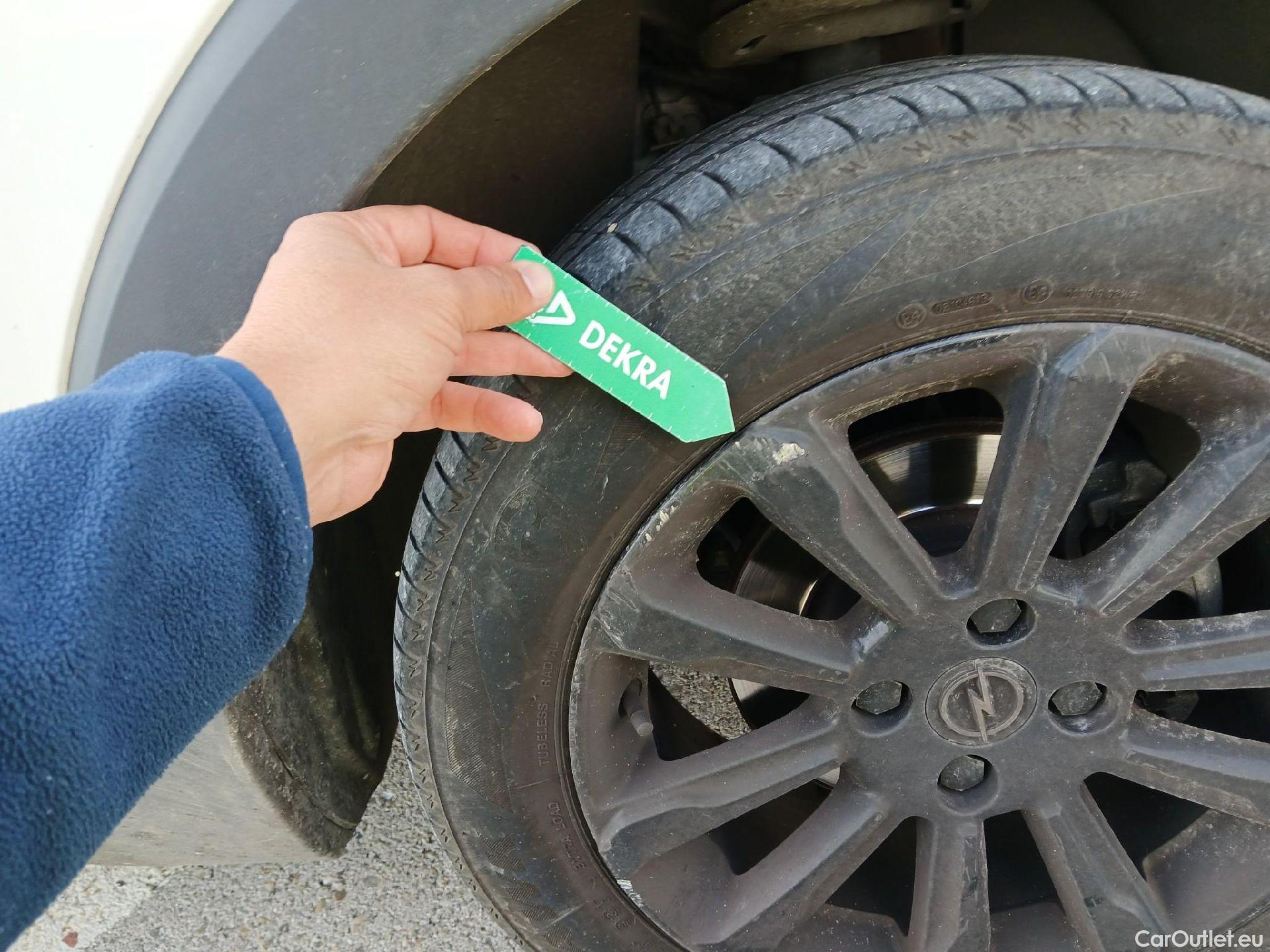  Opel  Crossland OPEL  / 2020 / 5P / crossover 1.5D 81kW (110CV) GS Line #13