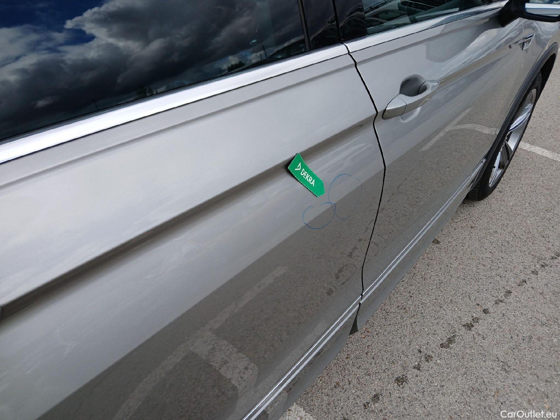  Volkswagen  Tiguan VOLKSWAGEN  / 2016 / 5P / todoterreno Advance 2.0 TDI 110kW (150CV) DSG #23