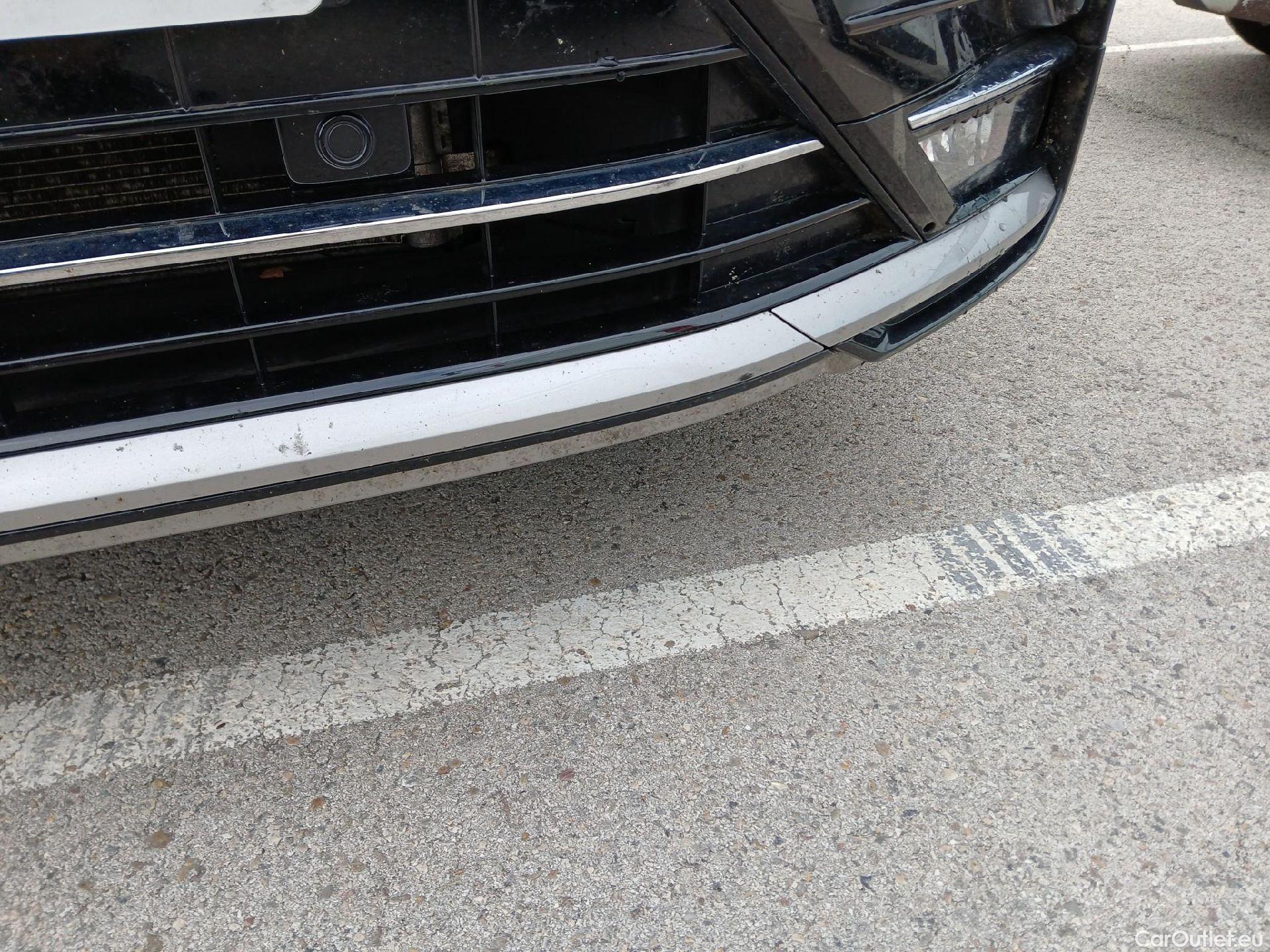  Volkswagen  Tiguan VOLKSWAGEN  / 2016 / 5P / todoterreno Advance 2.0 TDI 110kW (150CV) DSG #4