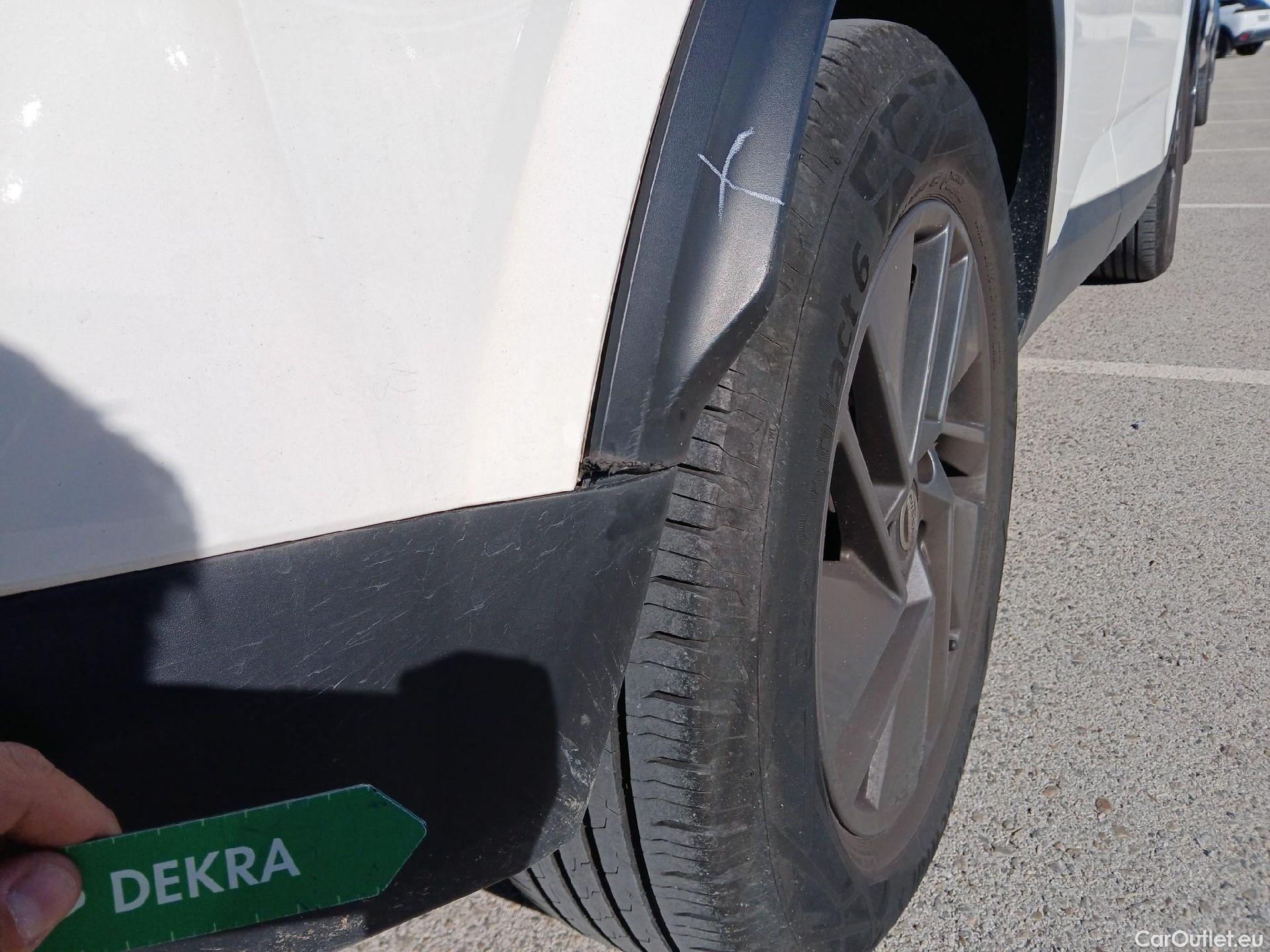  Nissan  Qashqai NISSAN  / 2021 / 5P / todoterreno DIG-T 103kW (140CV) mHEV 4x2 Acenta #21