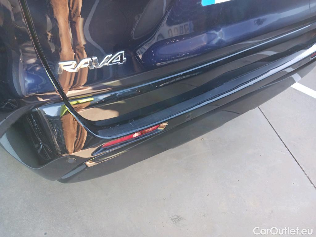  Toyota  RAV4 TOYOTA  / 2018 / 5P / todoterreno 2.5l PLUG-IN 300PH (e-CVT) Style Plus #34