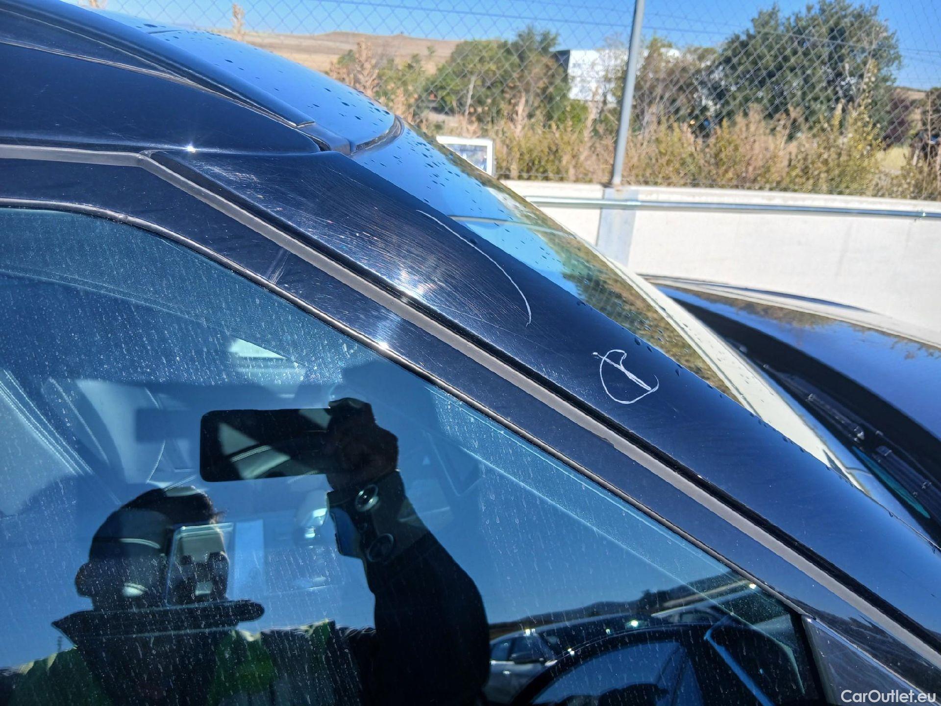  Land Rover  Range Rover LAND ROVER  Velar / 2017 / 5P / todoterreno 2.0D I4 150kW R-Dynamic S 4WD Auto #45