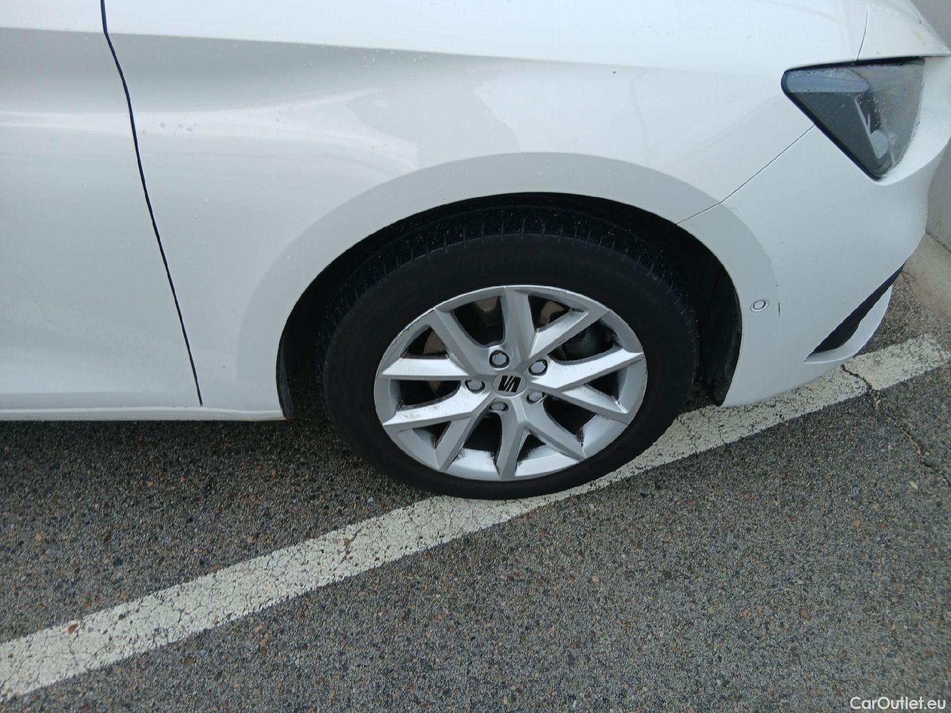  Land Rover  Discovery SEAT Nuevo León / 2020 / 5P / berlina con portón 2.0 TDI 85kW S&S Style Go(SP) #18