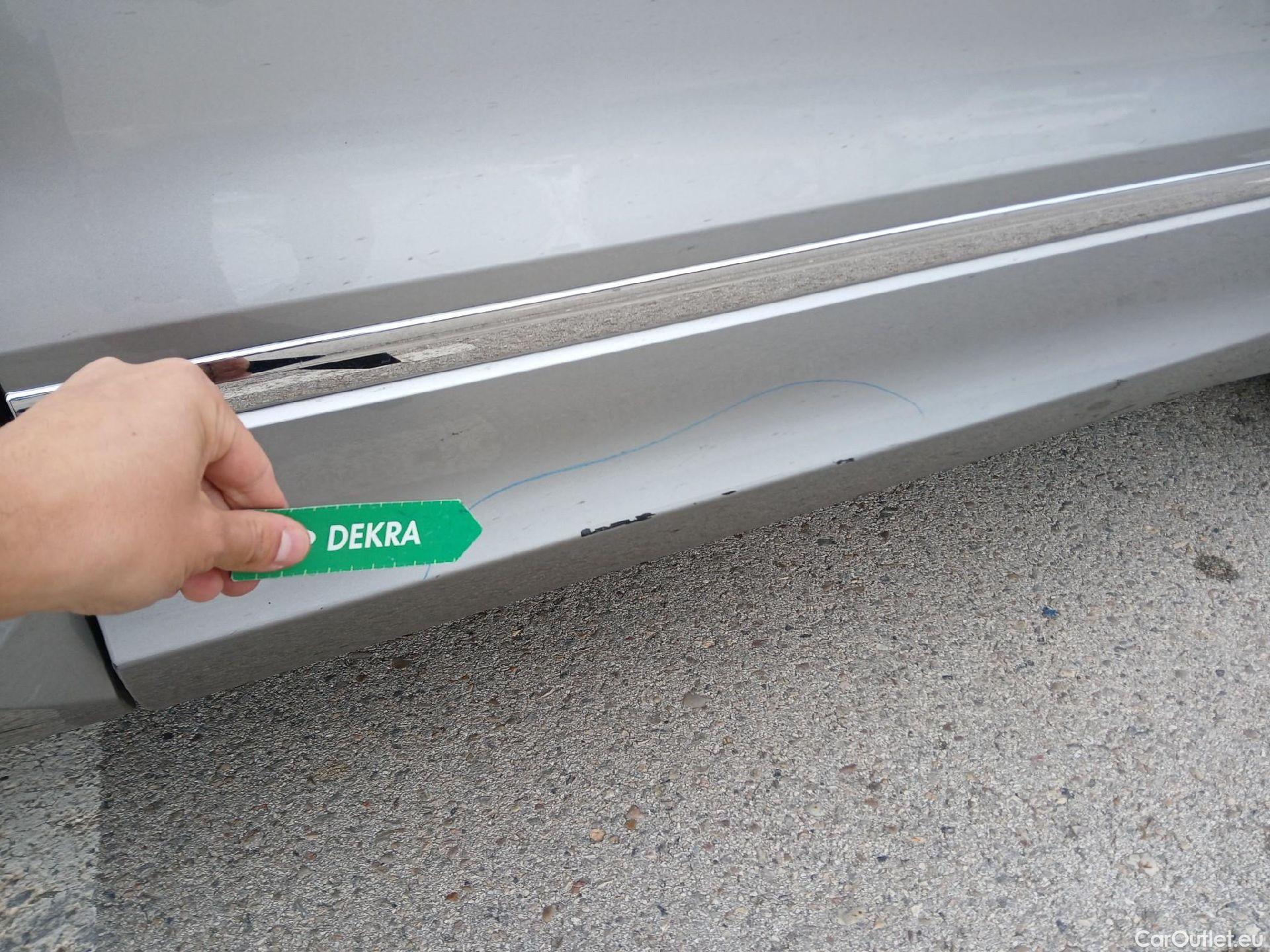  Volkswagen  Tiguan VOLKSWAGEN  / 2016 / 5P / todoterreno Advance 2.0 TDI 110kW (150CV) DSG #25