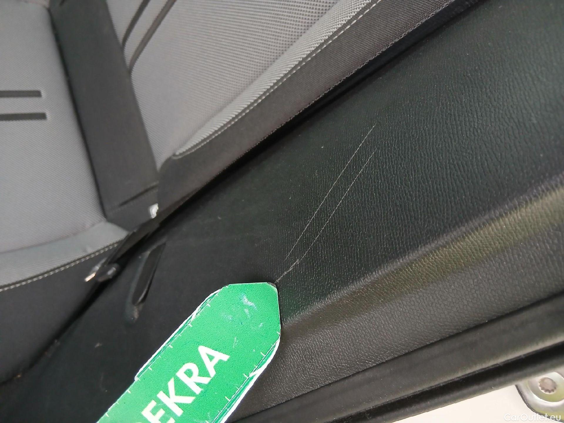  Land Rover  Discovery SEAT Nuevo León / 2020 / 5P / berlina con portón 2.0 TDI 85kW S&S Style Go(SP) #5