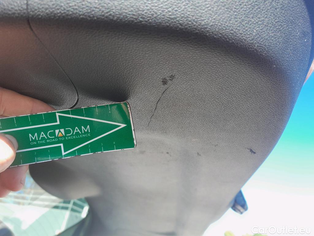  Renault  Kadjar RENAULT  / 2019 / 5P / crossover Intens Blue dCi 85kW (115CV) #4