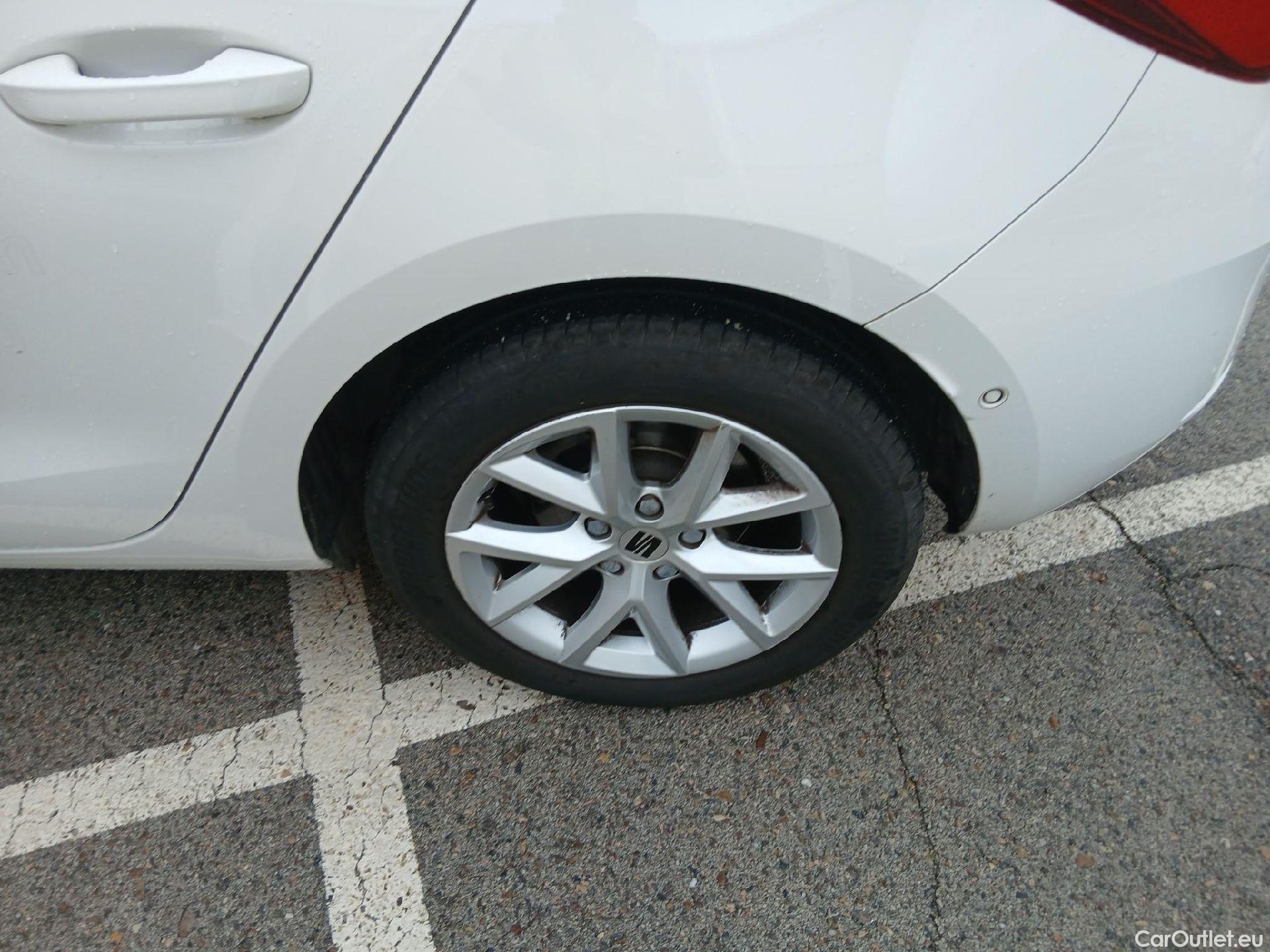  Land Rover  Discovery SEAT Nuevo León / 2020 / 5P / berlina con portón 2.0 TDI 85kW S&S Style Go(SP) #14