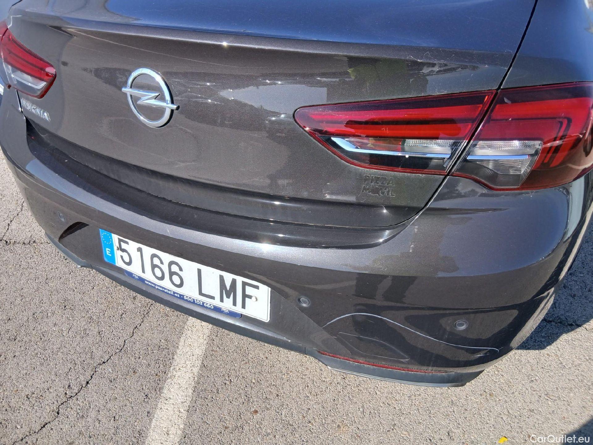  Land Rover  Discovery OPEL Insignia / 2020 / 5P / berlina con portón GS Business Elegance 2.0D DVH 130kW MT6 #18