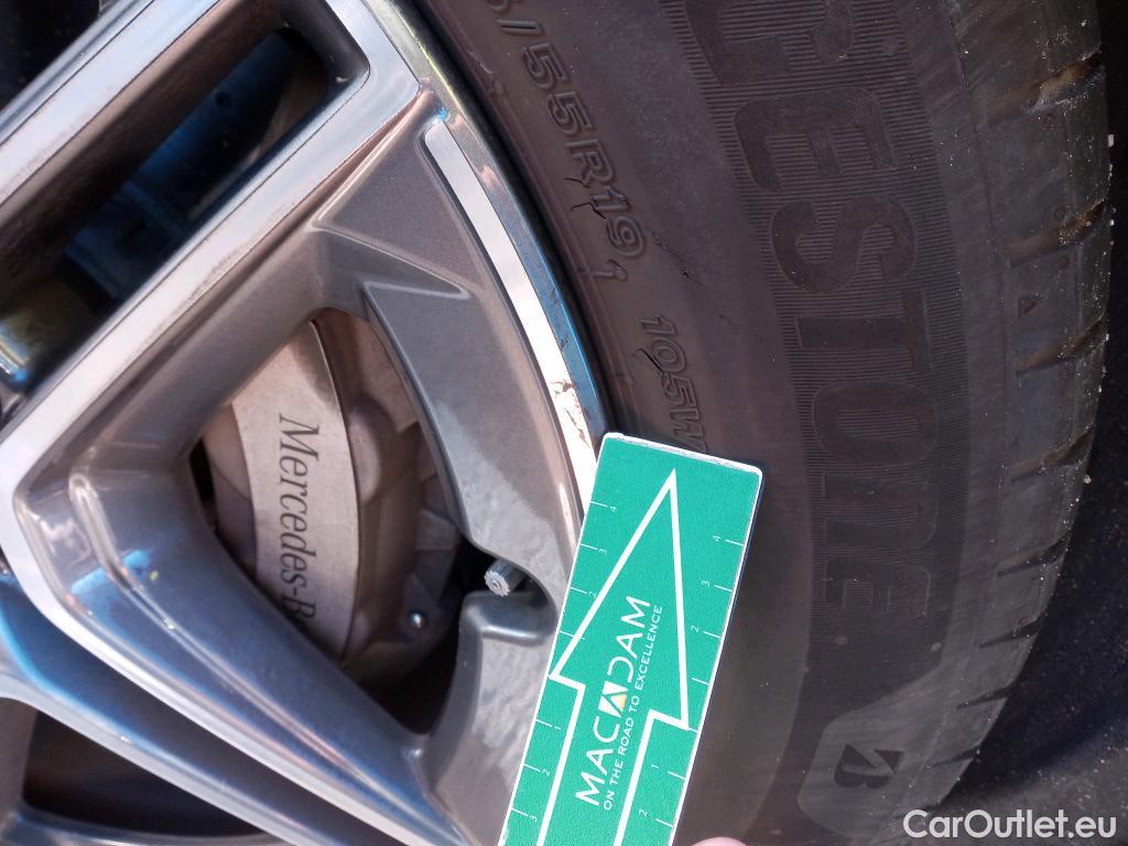  Mercedes  G-Klasee MERCEDES-BENZ GLC Coupé / 2019 / 5P / coupé GLC 200 d 4MATIC #3