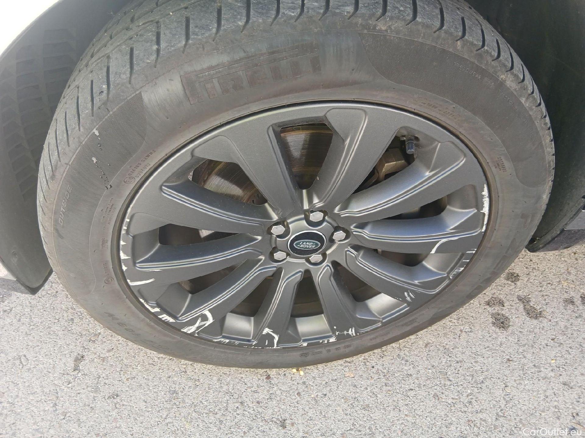  Land Rover  Range Rover LAND ROVER  Velar / 2017 / 5P / todoterreno 2.0D I4 150kW R-Dynamic S 4WD Auto #16