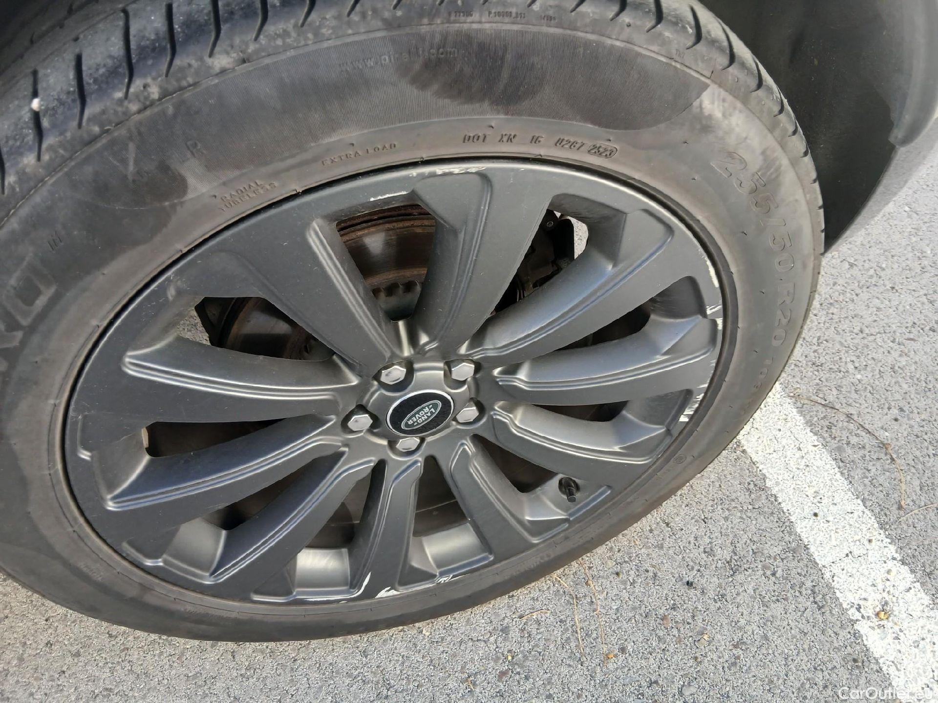  Land Rover  Range Rover LAND ROVER  Velar / 2017 / 5P / todoterreno 2.0D I4 150kW R-Dynamic S 4WD Auto #22