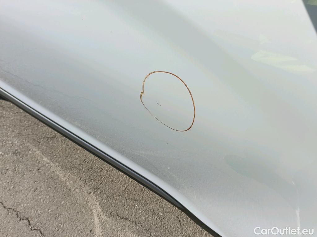  Hyundai  Konna HYUNDAI Kona / 2020 / 5P / todoterreno 1.6 GDI HEV Style Sky DCT #8