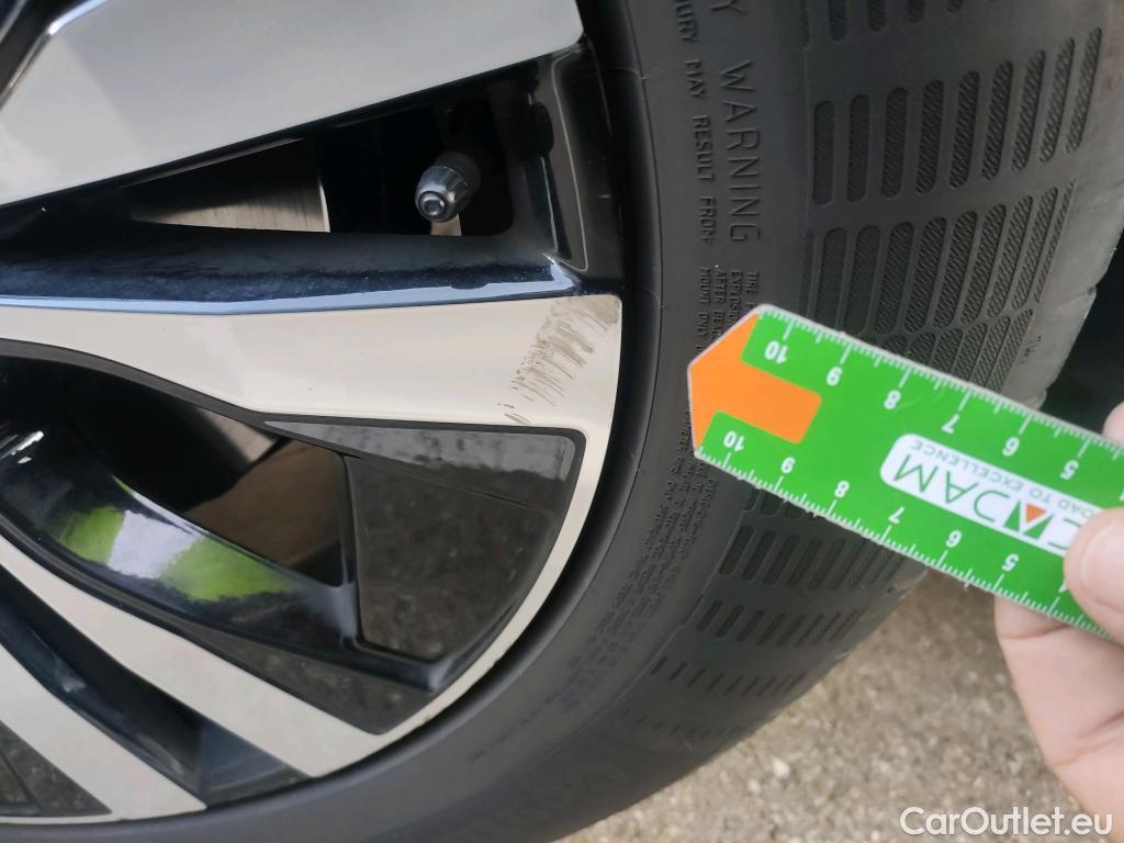  Volvo  XC60  Business Plus 2WD 2.0 D4 190CV AT8 E6dT #2