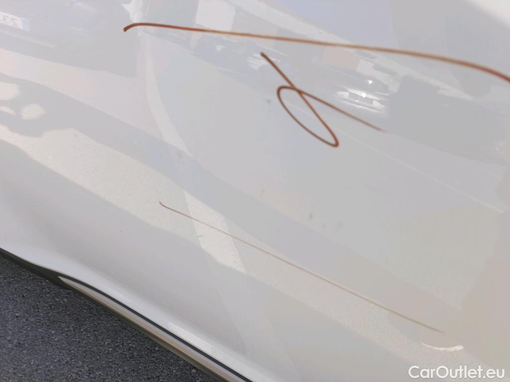  Hyundai  Konna HYUNDAI Kona / 2020 / 5P / todoterreno 1.6 GDI HEV Style Sky DCT #6