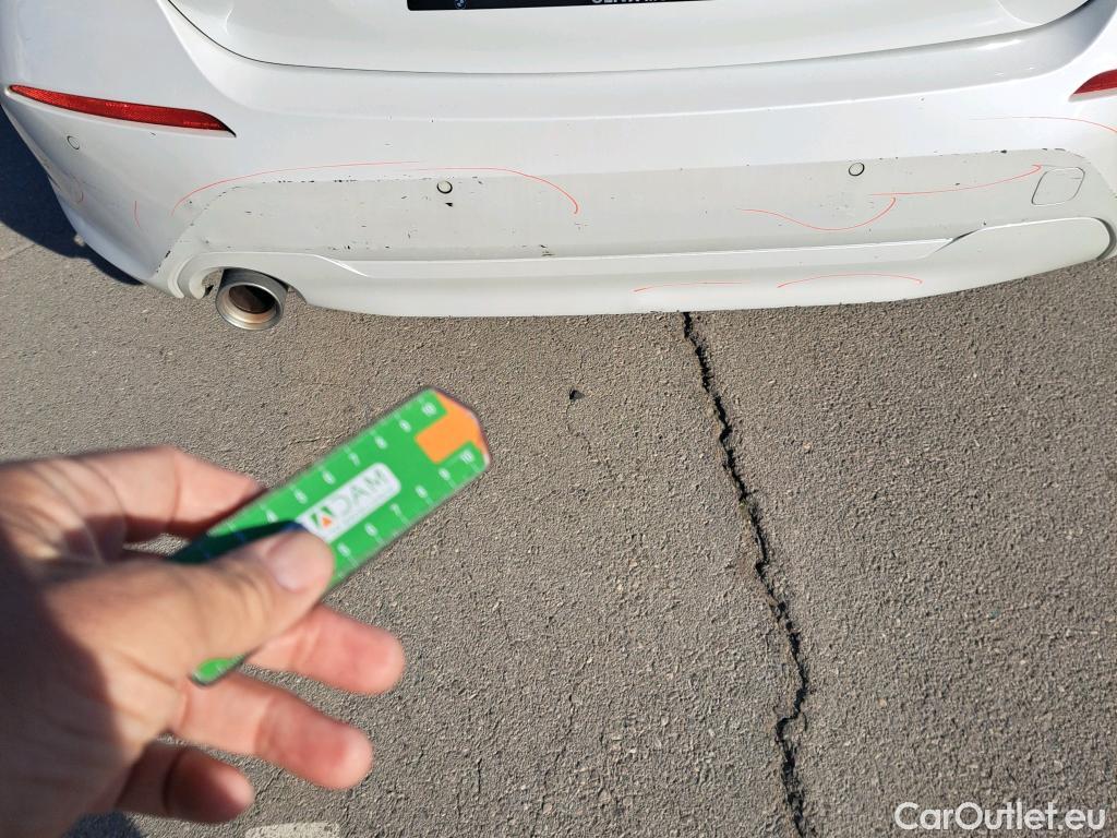  Bmw  Serie 1 BMW  / 2019 / 5P / berlina con portón 118i #27