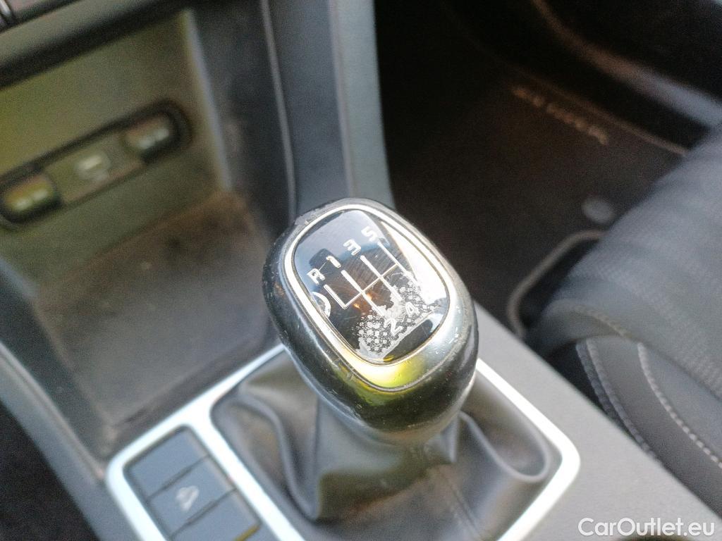  KIA  Sportage KIA  / 2018 / 5P / todoterreno 1.6 MHEV Concept 85kW (115CV) 4x2 #31