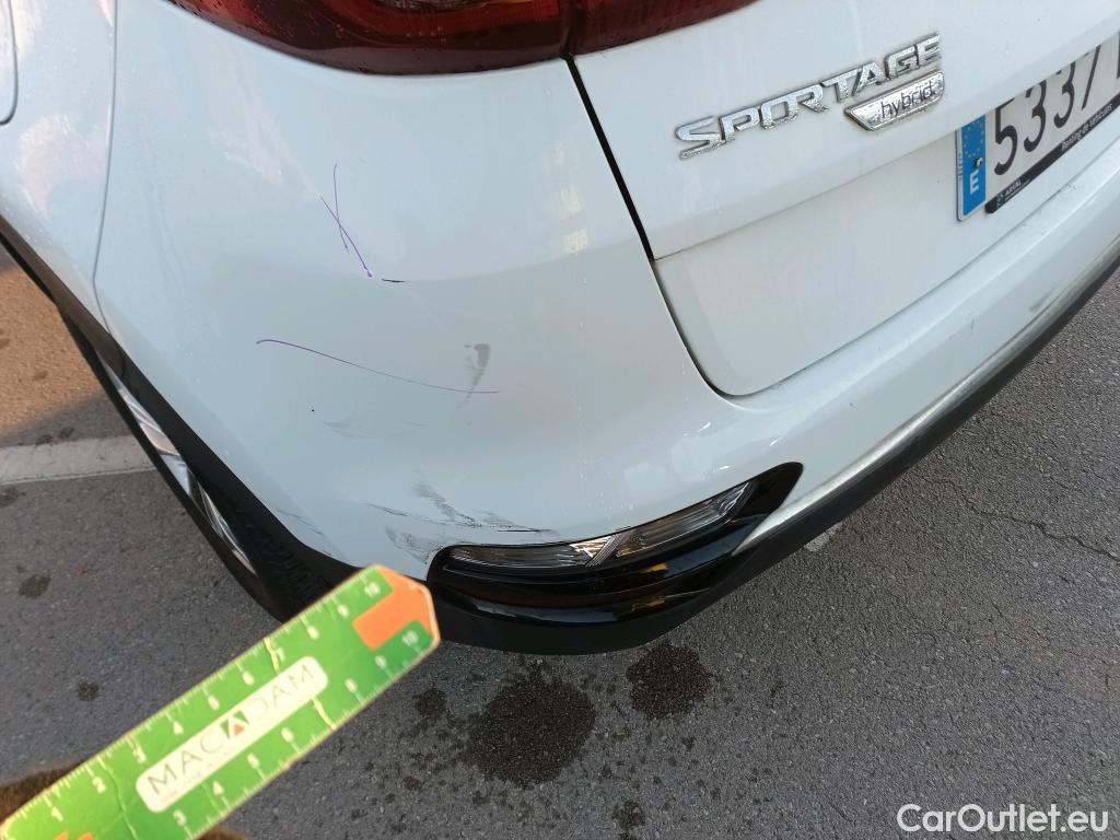  KIA  Sportage KIA  / 2018 / 5P / todoterreno 1.6 MHEV Concept 85kW (115CV) 4x2 #33