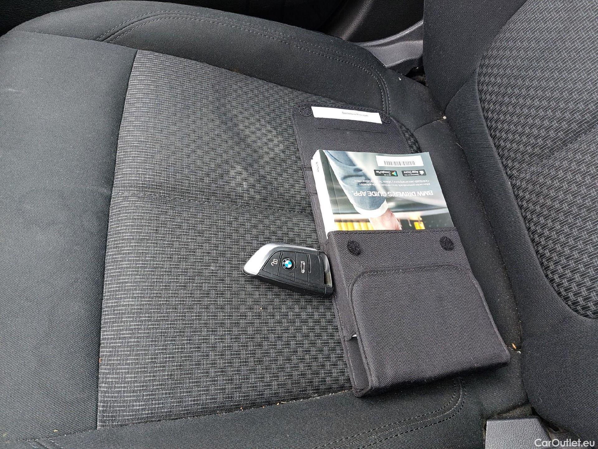  Bmw  X1 BMW  / 2019 / 5P / todoterreno sDrive18dA Corporate #1