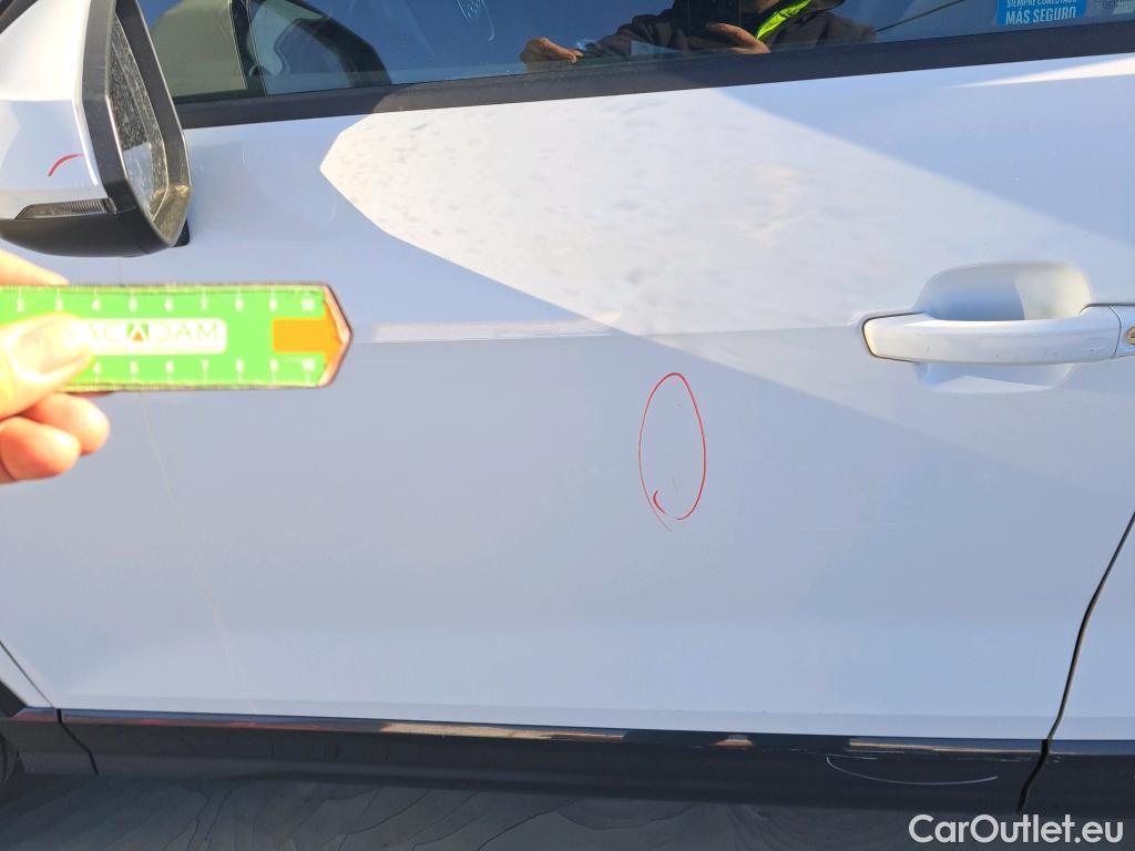  Audi  Q2 AUDI  / 2016 / 5P / todoterreno Design 30 TFSI 85kW (116CV) #5